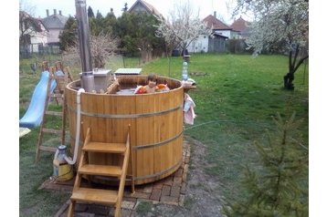 Ungheria Privát Siófok, Esterno
